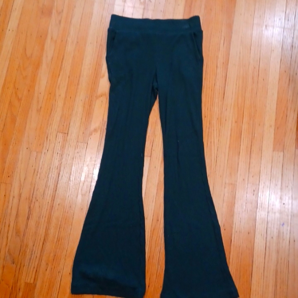 Emerald green ribbed flare GAP leggings